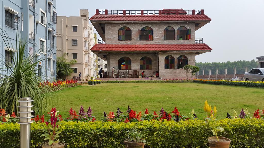 Panthashala Santiniketan Hotel Sri Niketan Bagian luar foto